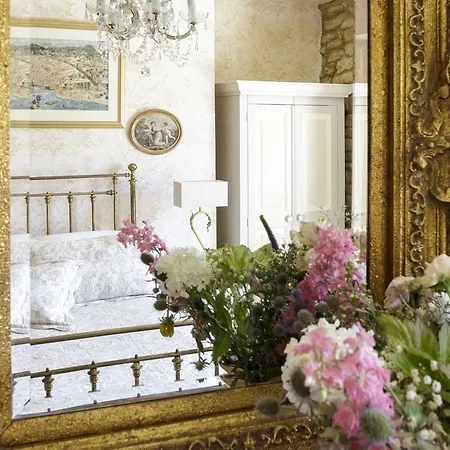 Lord Poulett Arms بيت ريفي