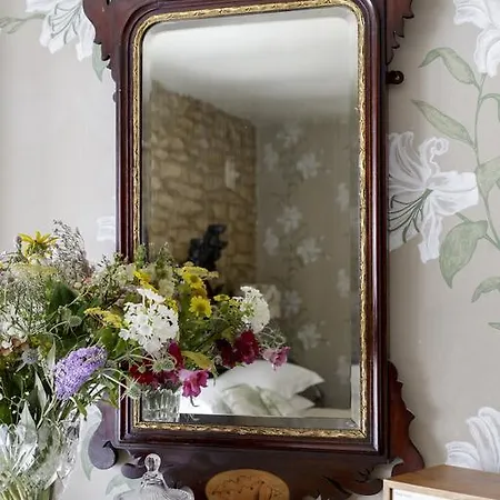 Lord Poulett Arms Bristol